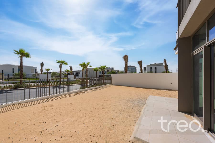 Type A | Single Row | Ready to Move In - Image 21