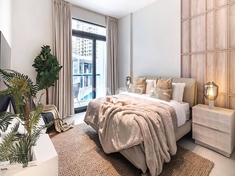 Furnished | Renovated | 5 Bed | Available Now - Image 14