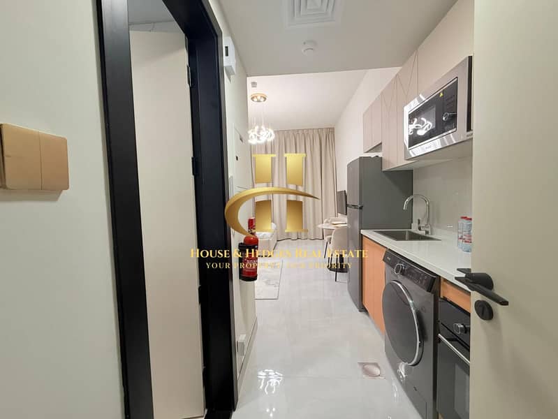 Fully Furnished | High Floor | 12 Cheques