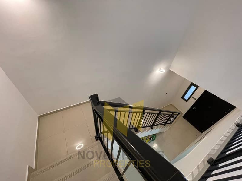 4BR+Maid R2M-1 Villa Unfurnished Sale - Image 15