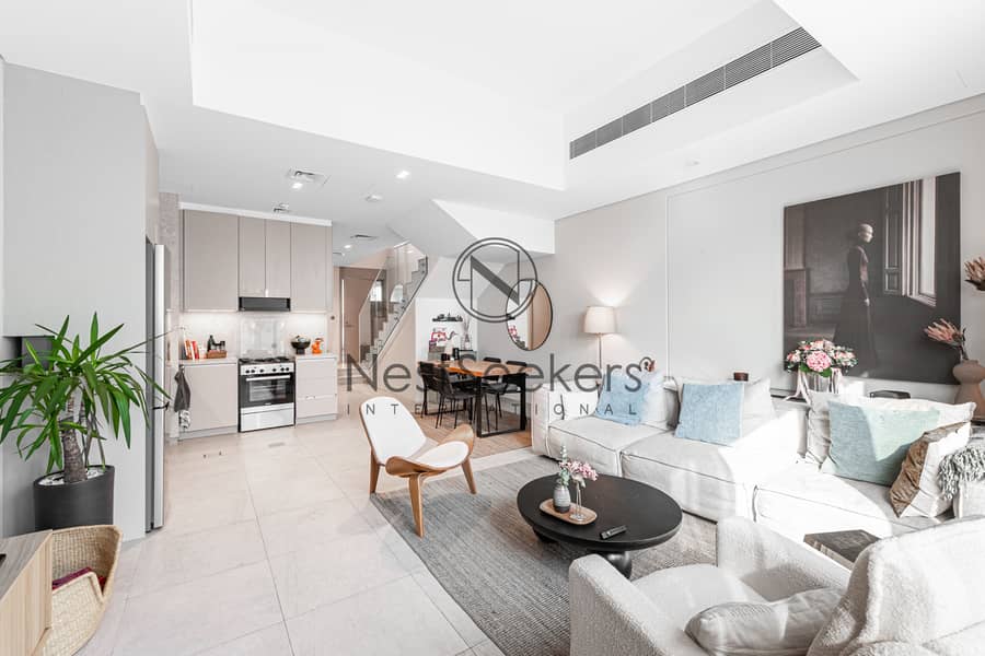 Single Row | VOT | Large Garden | 2B+Maid | Best Priced