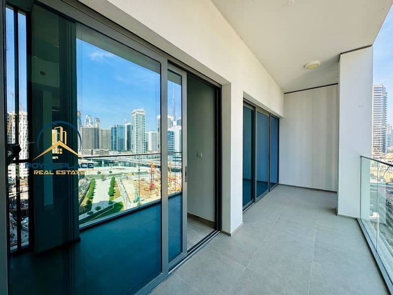 Burj Khalifa View | Spacious | City View - Image 6