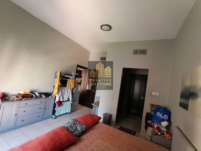 Fully furnished studio ready to move near by metro - Image 13