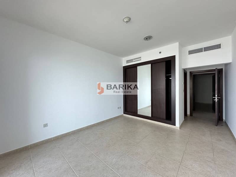 Luxury 4-Bedroom Apartment | Marina Views