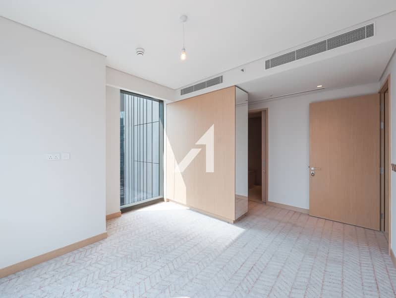 Vacant | High Floor | Direct Access to Dubai Mall - Image 11