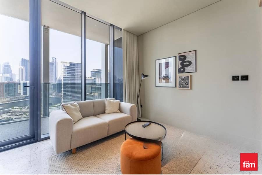 Burj Khalifa View | Top Amenities | Luxury Studio