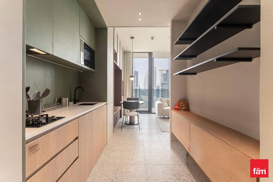 Burj Khalifa View | Top Amenities | Luxury Studio