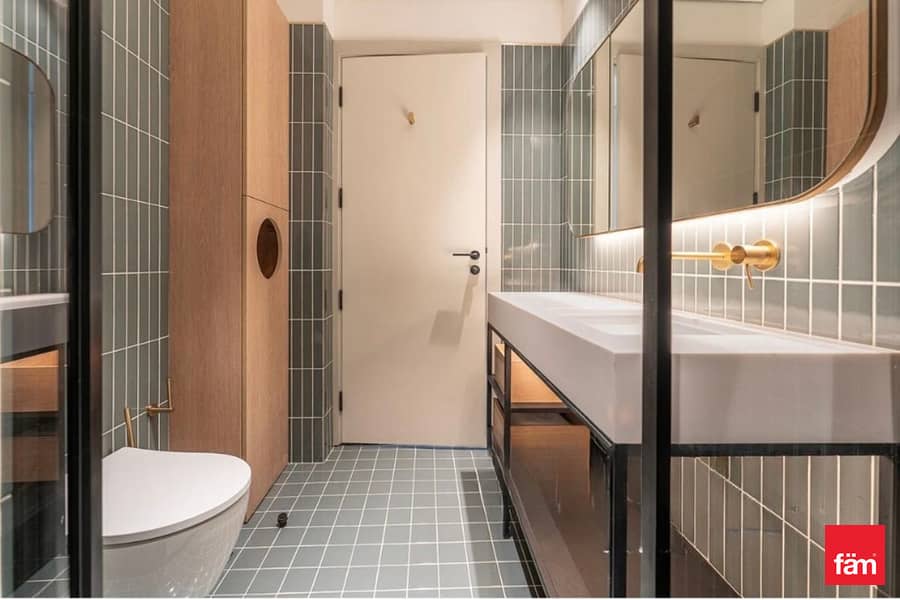 Burj Khalifa View | Top Amenities | Luxury Studio - Image 17