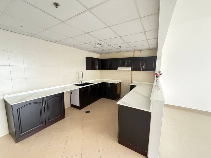 VACANT 1-BEDROOM APARTMENT | VERY SPACIOUS | AVAILABLE FOR SALE