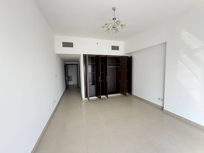 VACANT 1-BEDROOM APARTMENT | VERY SPACIOUS | AVAILABLE FOR SALE