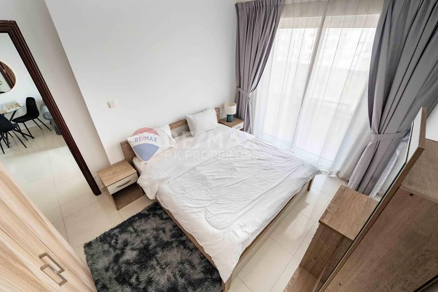 Upgraded | Fully Furnished | Balcony - Image 10