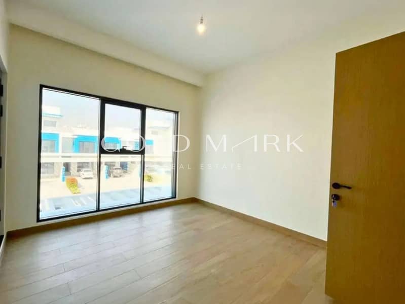 Ready to Move I Great Location I Negotiable Cheque