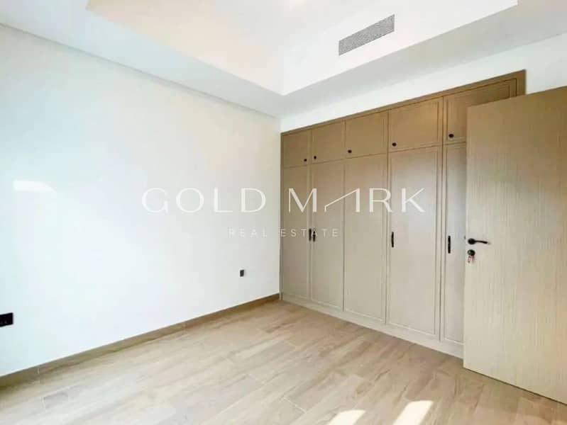 Ready to Move I Great Location I Negotiable Cheque - Image 14