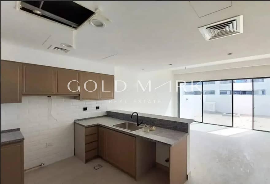 Back to Back I On the Park I Ready Now - Image 8