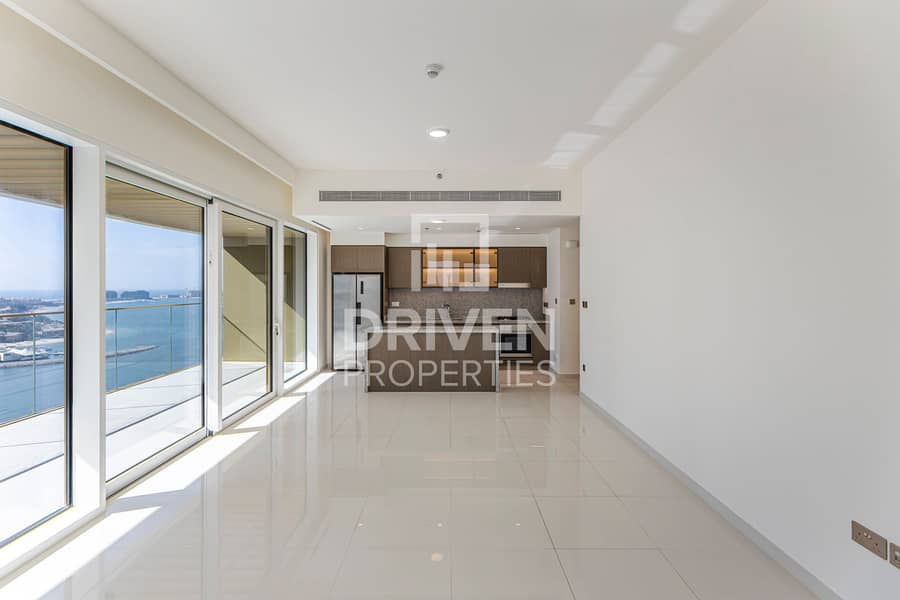 Palm View | Best Layout | Modern Apt | Vacant