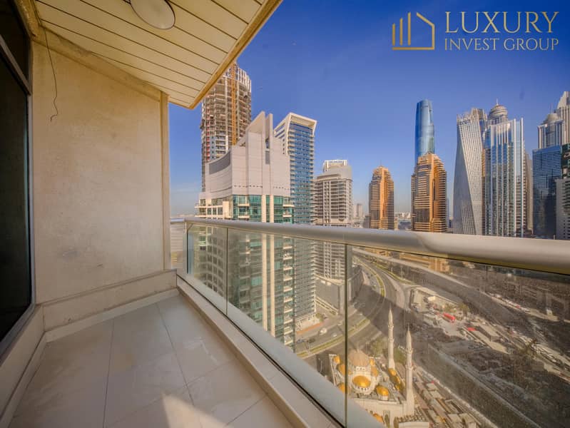 Vacant | Marina Views | Upgraded | High Floor - Image 12