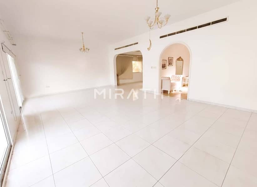 Elegant 5BR |Independent Villa| Private Garden