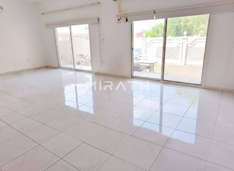 Elegant 5BR |Independent Villa| Private Garden