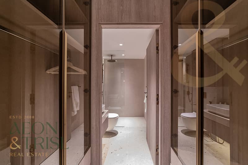 Spacious 1 bedroom with Full Fitted Kitchen - Image 9