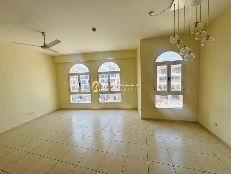 Elegant | Near to Entry & Exit | Specious