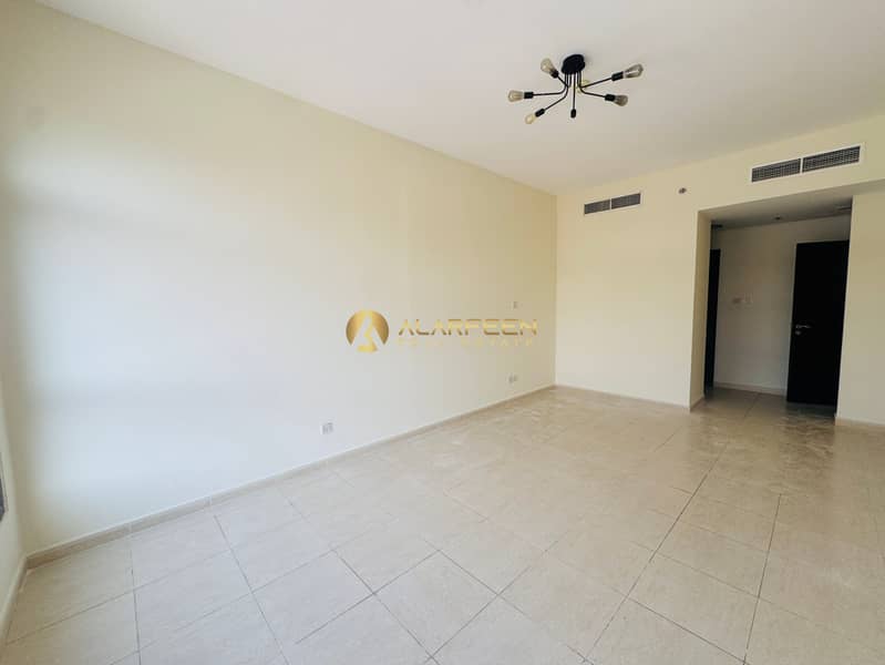 Elegant | Near to Entry & Exit | Specious