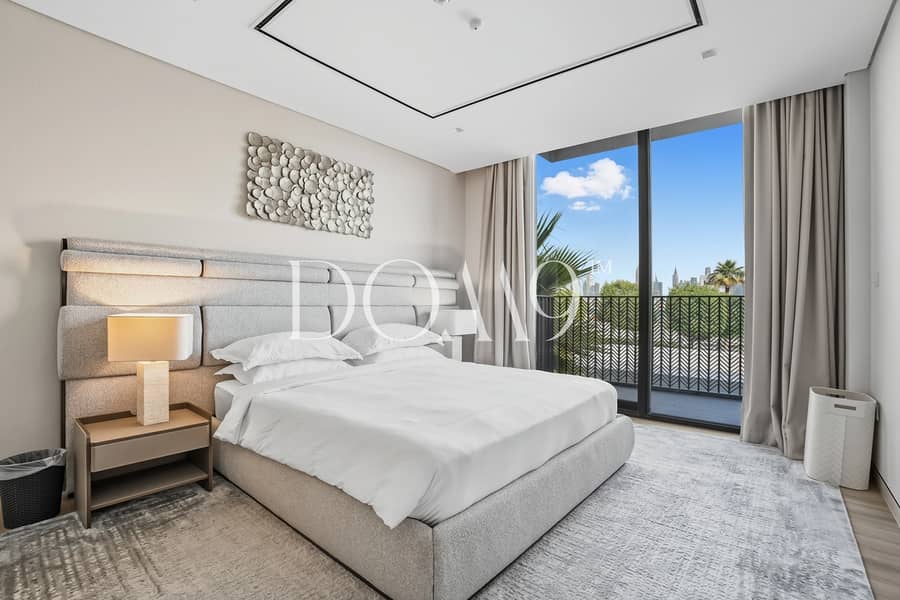 Upgraded and semi-furnished | Vacant | Landscaped - Image 18