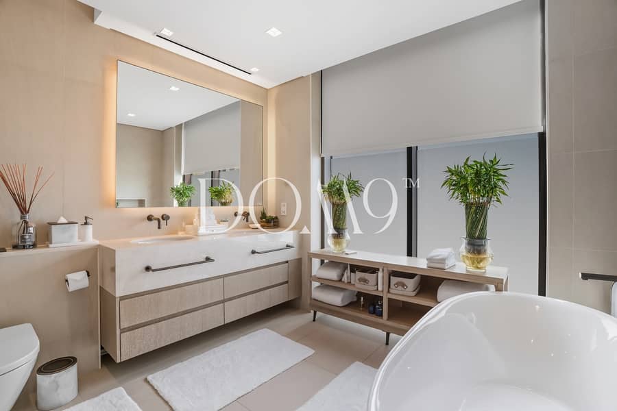 Upgraded and semi-furnished | Vacant | Landscaped - Image 21