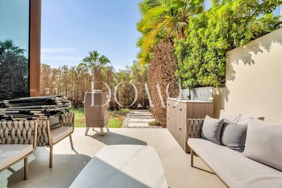 Upgraded and semi-furnished | Vacant | Landscaped - Image 31