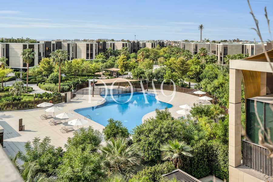 Upgraded and semi-furnished | Vacant | Landscaped - Image 33