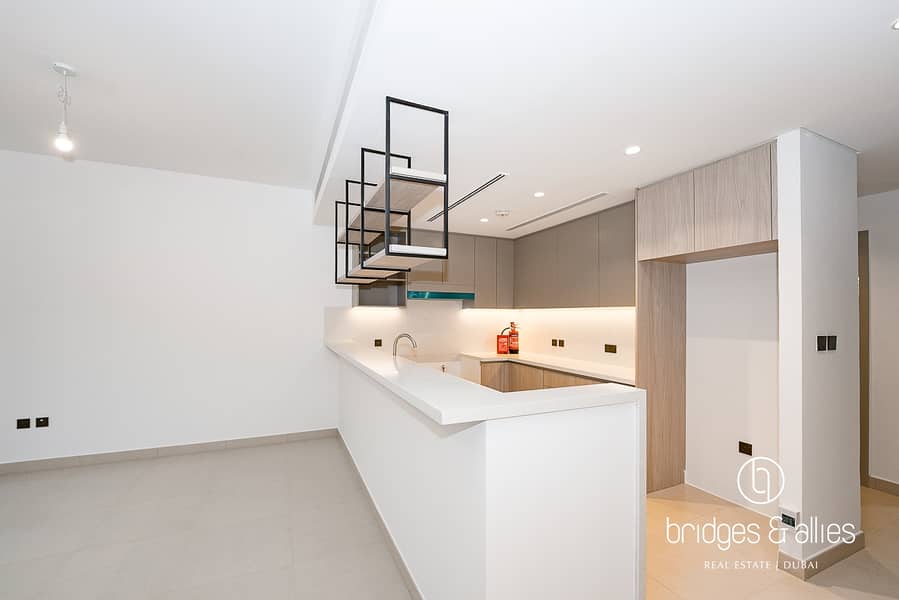 3BR | LANDSCAPE UNIT | RENT | BRAND NEW AND READY