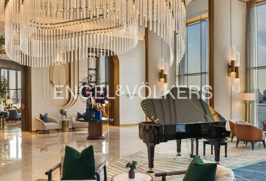 Spacious Corner Unit with Full Canal View - Image 6