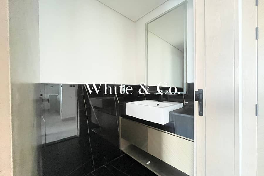 Unfurnished | Vacant Now | Luxury Tower