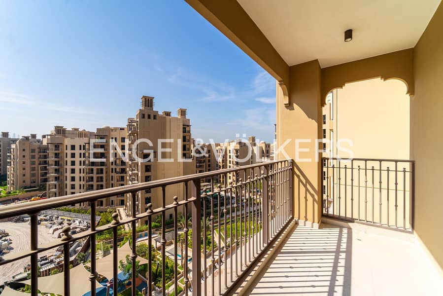 Stylish | Corner Unit | 2 Parking Slot