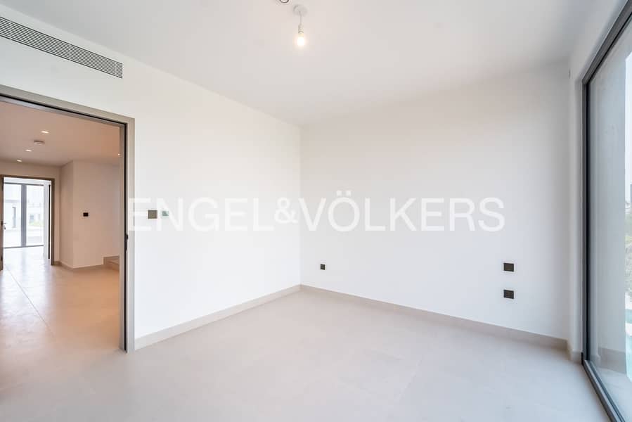 Single Row Villa | Vacant and Ready to Move In - Image 15