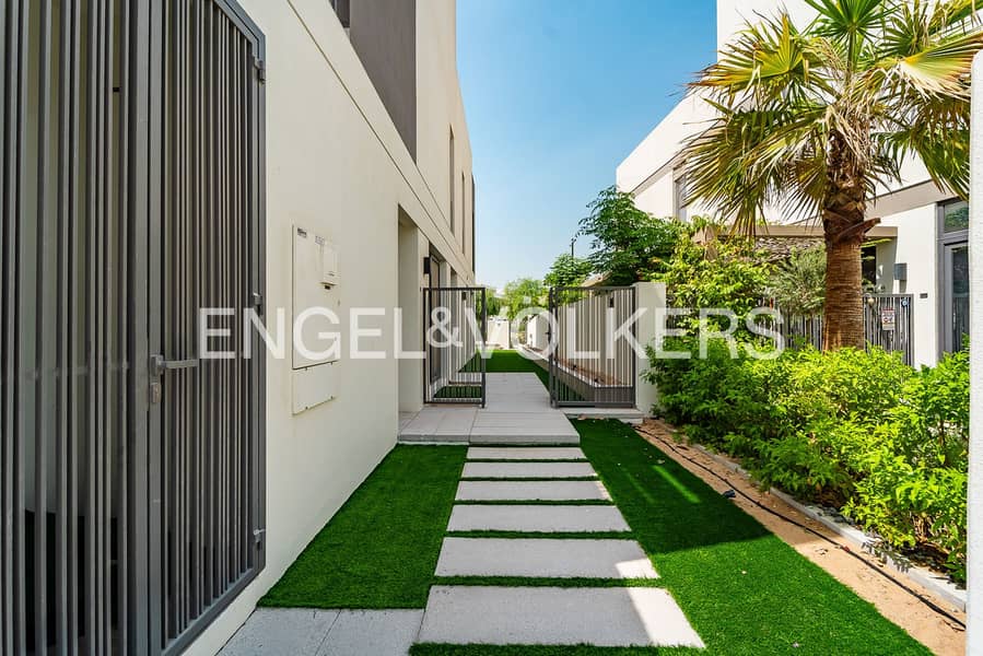 Single Row Villa | Vacant and Ready to Move In - Image 32