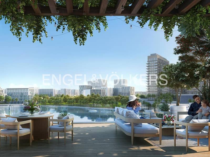 Waterfront Corner Unit | Full Canal View - Image 13