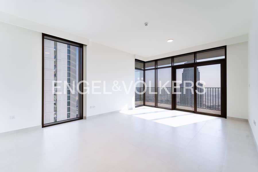 High-Floor Living with Stunning Lagoon Views