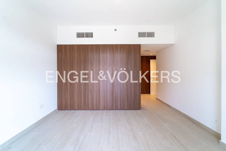 Stylish | Corner Unit | 2 Parking Slot - Image 16