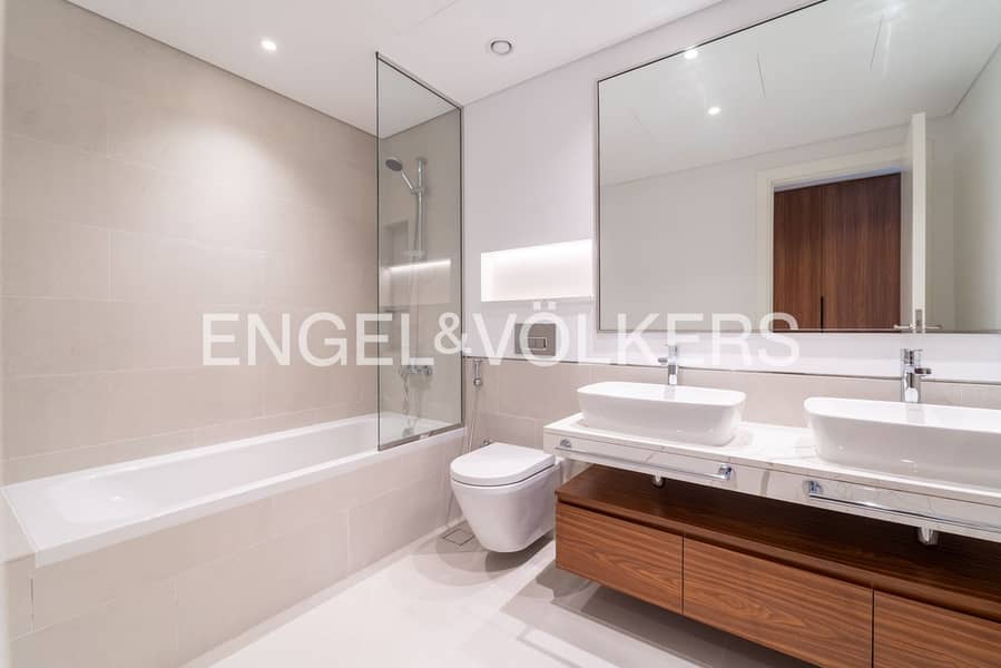 Stylish | Corner Unit | 2 Parking Slot - Image 17