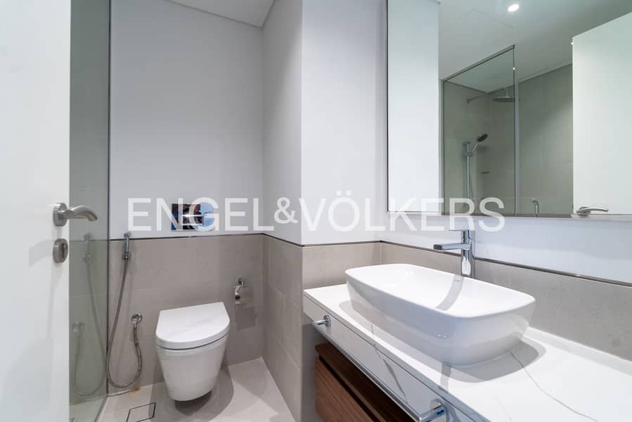 Stylish | Corner Unit | 2 Parking Slot - Image 18