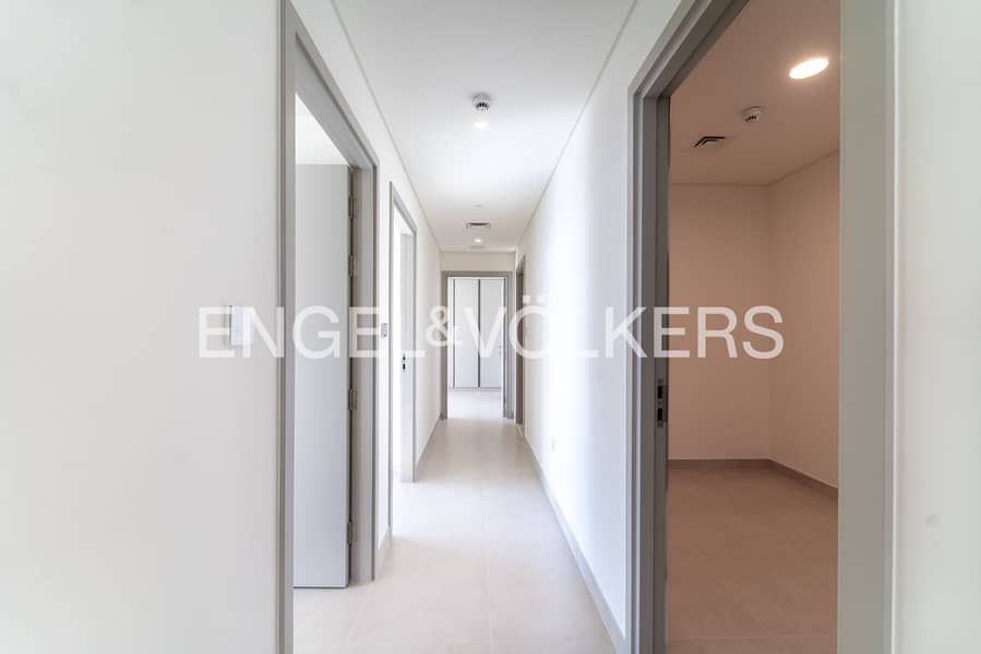 High-Floor Living with Stunning Lagoon Views