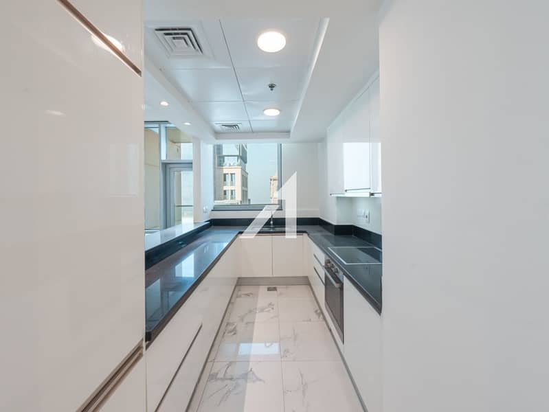 Vacant | En suite Maids Room | Pool and Sea Views - Image 21