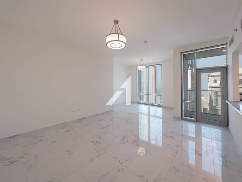 Vacant | En suite Maids Room | Pool and Sea Views - Image 22