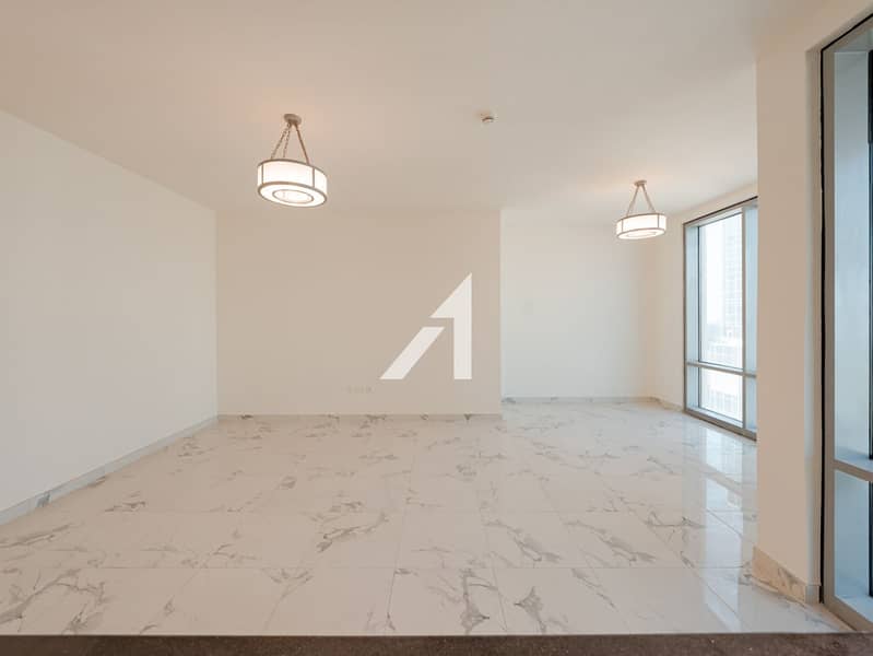 Vacant | En suite Maids Room | Pool and Sea Views - Image 24