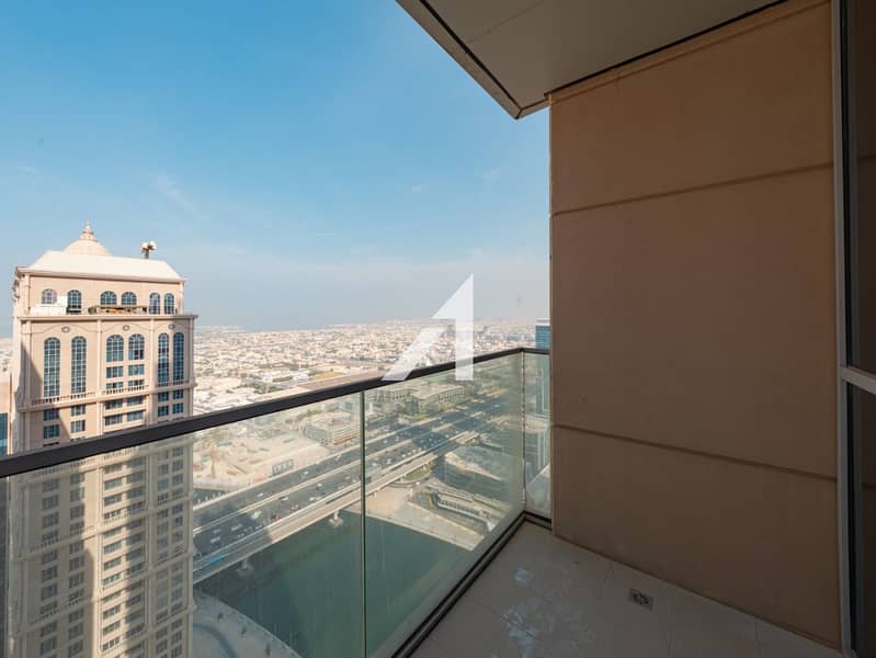 Vacant | En suite Maids Room | Pool and Sea Views - Image 26