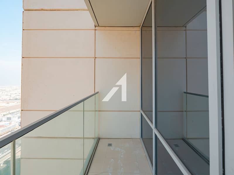 Vacant | En suite Maids Room | Pool and Sea Views - Image 30