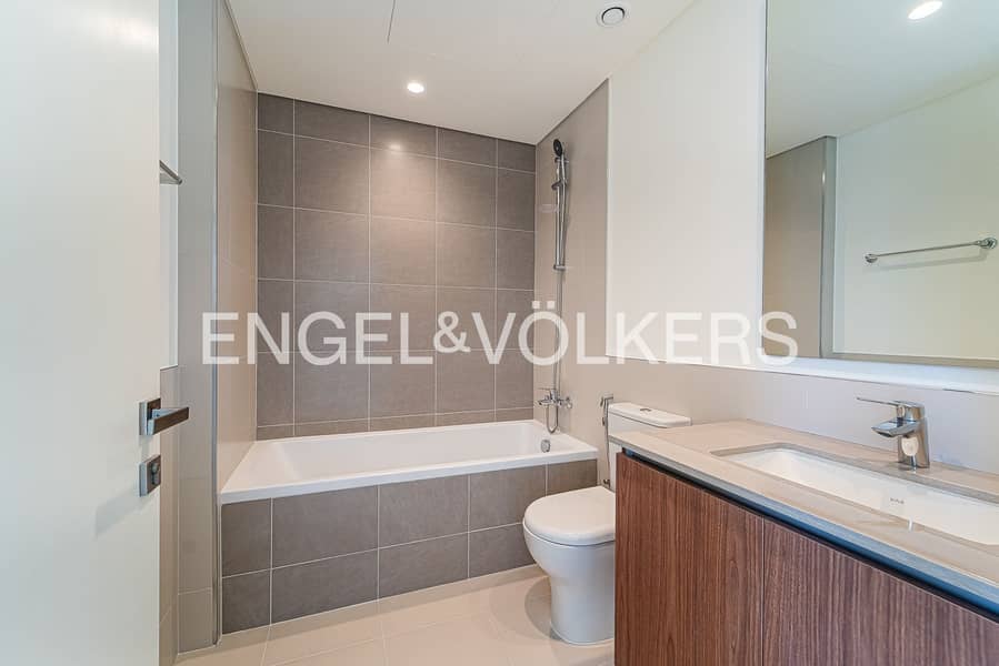 Corner Villa | Big Plot | With Maids Room - Image 18