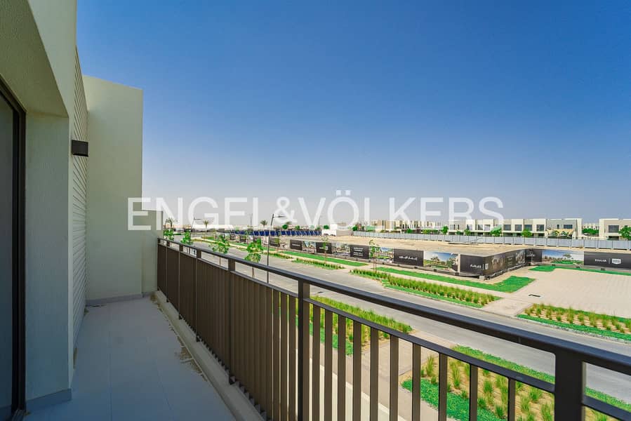 Corner Villa | Big Plot | With Maids Room - Image 20