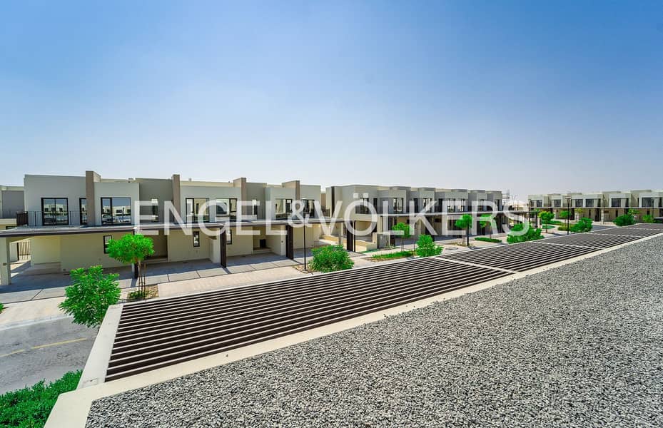 Corner Villa | Big Plot | With Maids Room - Image 25