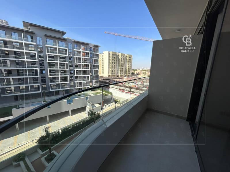 Pool View | Brand New | Study Room